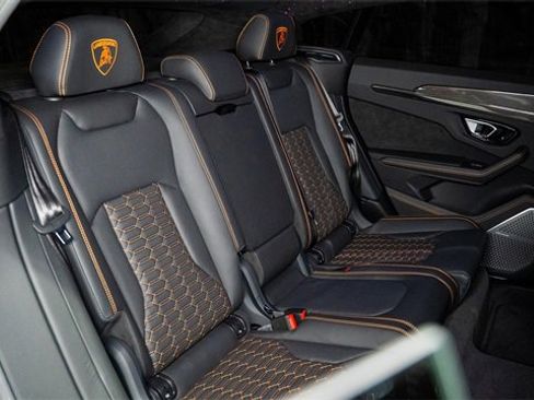 Used 2021 Lamborghini Urus image 14