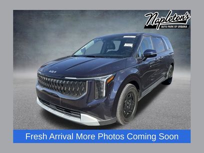 Used 2025 Kia Carnival