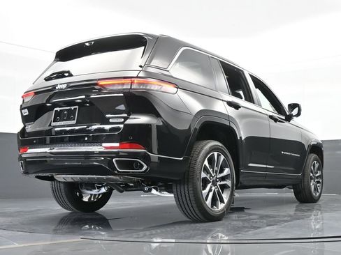 Used 2024 Jeep Grand Cherokee Overland w/ Luxury Tech Group IV image 52