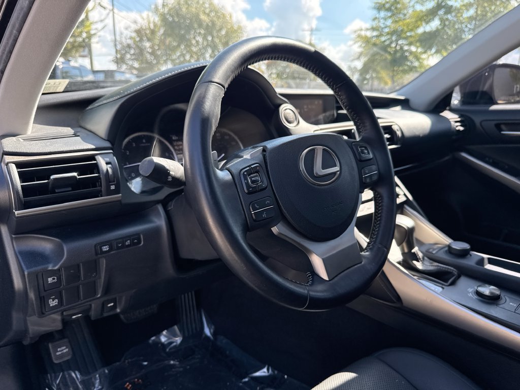Used 2019 Lexus IS 300 RWD image 20