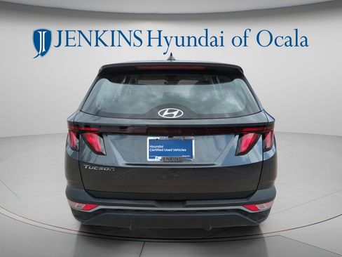 Certified 2024 Hyundai Tucson SE image 4