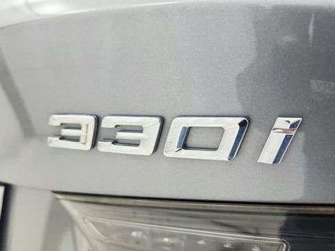Used 2023 BMW 330i Sedan w/ Driving Assistance Package RWD image 38