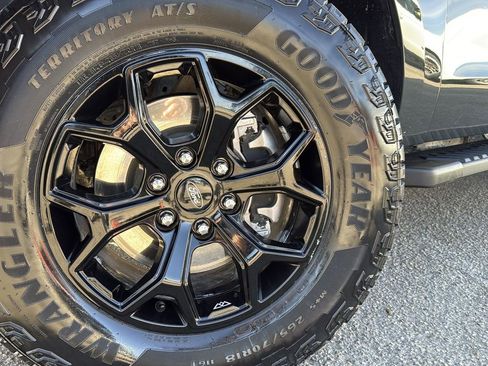 Used 2022 Ford Expedition Timberline image 9