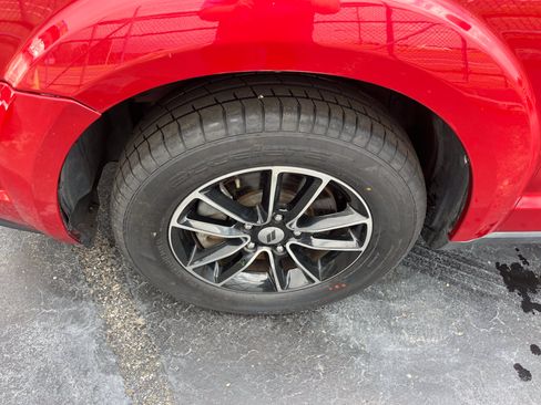 Used 2018 Dodge Journey SE w/ Blacktop Package FWD image 9