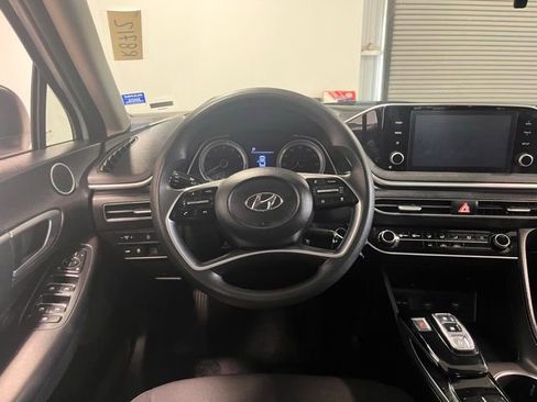 Used 2023 Hyundai Sonata SE w/ Cargo Package image 21