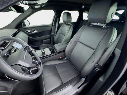 Used 2026 Land Rover Range Rover Velar Dynamic SE image 11