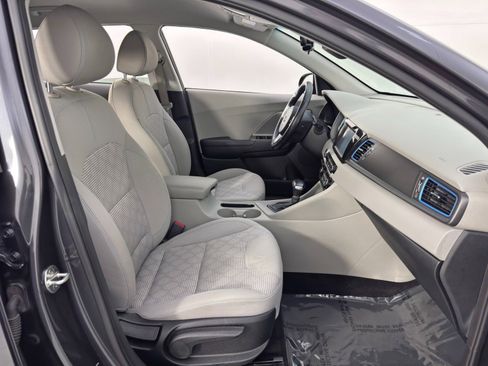 Used 2019 Kia Niro LX image 14