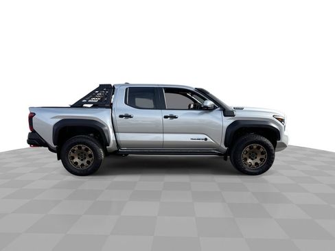 Used 2024 Toyota Tacoma Trailhunter image 2