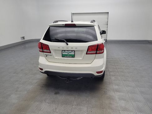 Used 2019 Dodge Journey SE w/ Premium Group image 7