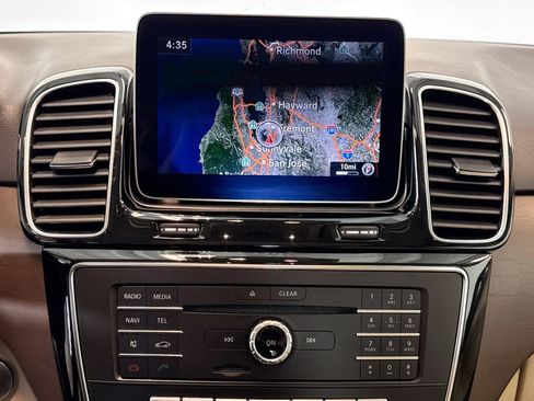 Used 2018 Mercedes-Benz GLE 350 4MATIC image 13