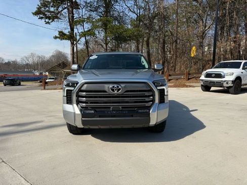 Used 2023 Toyota Tundra Limited AWD/4WD image 12