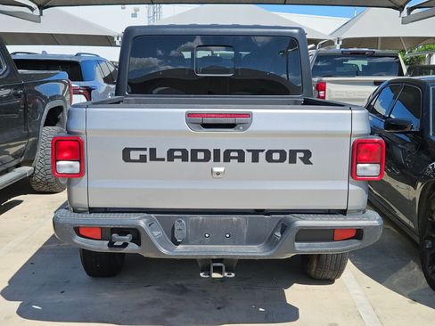 Used 2020 Jeep Gladiator Sport w/ Trailer Tow Package AWD/4WD image 3