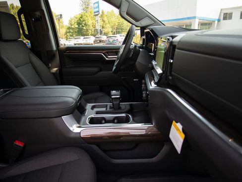New 2026 Chevrolet Silverado 1500 LT Trail Boss w/ Convenience Package II AWD/4WD image 20