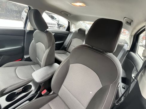 Used 2024 Kia Forte LXS w/ LXS Technology Package image 10