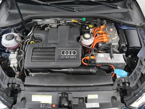 Used 2018 Audi A3 e-tron Premium w/ Sport Package FWD image 29