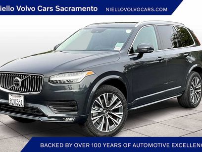 Used 2022 Volvo XC90 T5 Momentum w/ Advanced Package