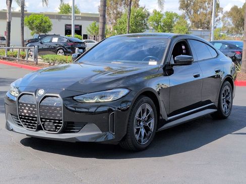 Used 2023 BMW i4 eDrive35 image 5