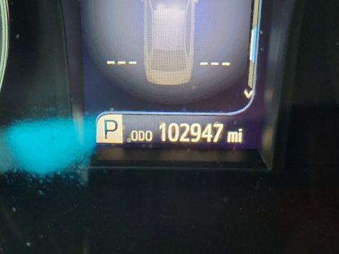 Used 2015 Toyota Camry SE image 16