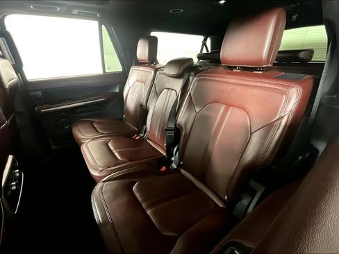 Used 2023 Ford Expedition Max Limited image 26