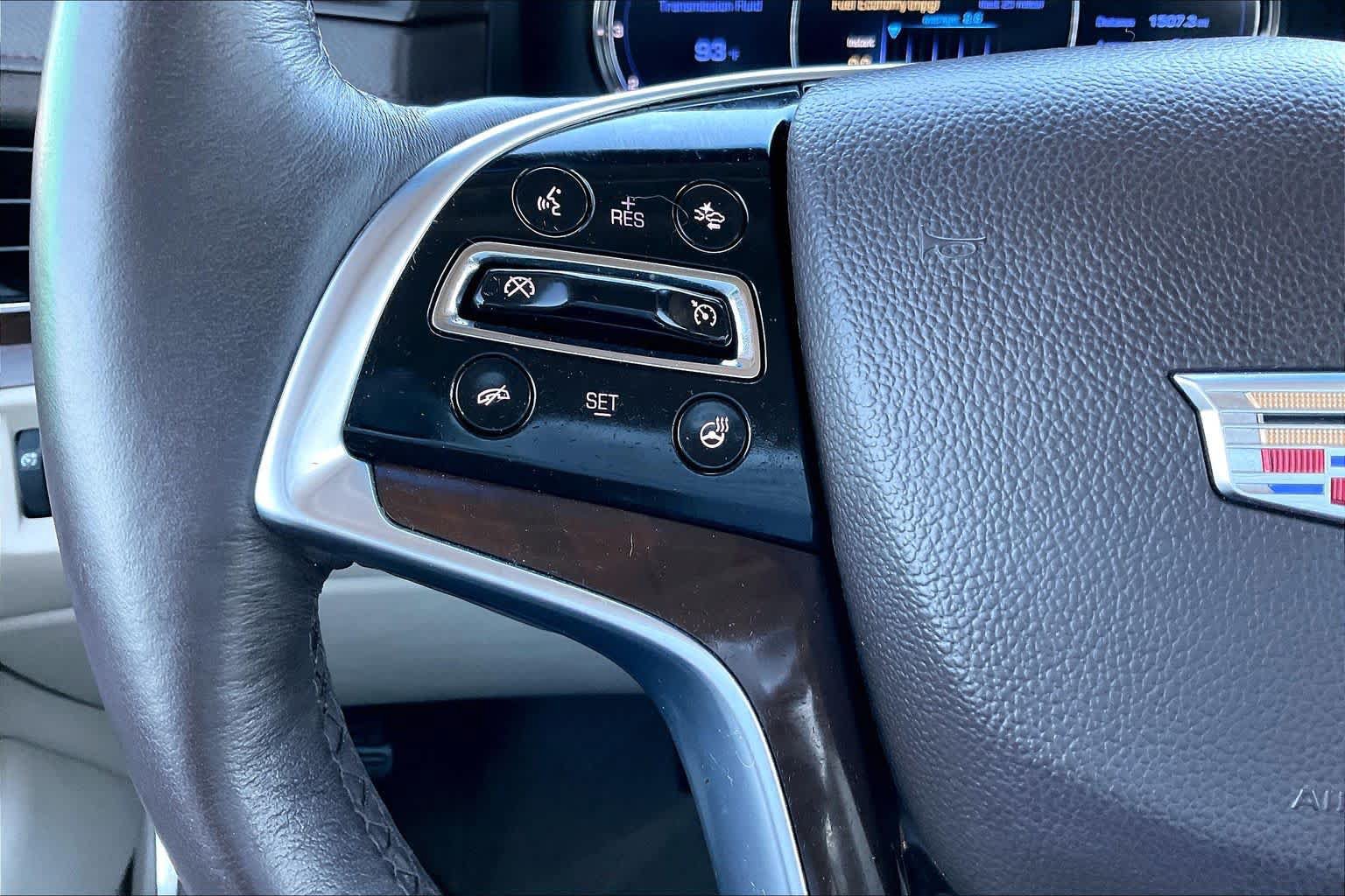 Used 2017 Cadillac Escalade Luxury RWD image 23