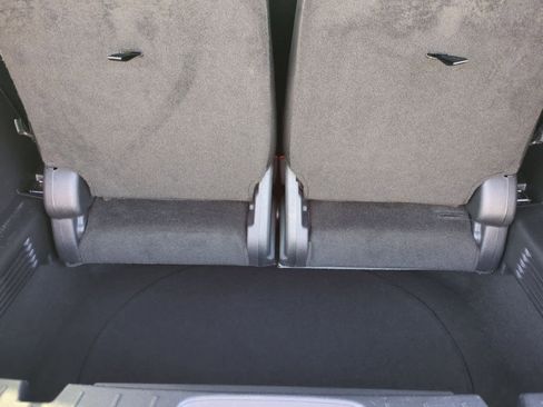 Used 2016 Ford Explorer Limited image 33