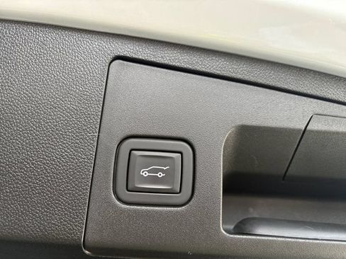 Certified 2024 Cadillac XT4 Sport AWD/4WD image 15