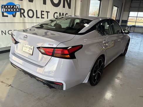 Used 2024 Nissan Altima 2.5 SR image 31