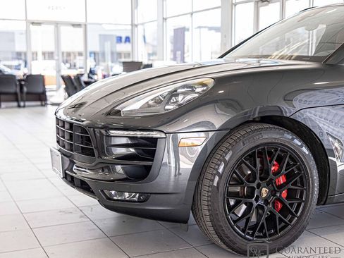 Used 2018 Porsche Macan GTS w/ Premium Package Plus image 5