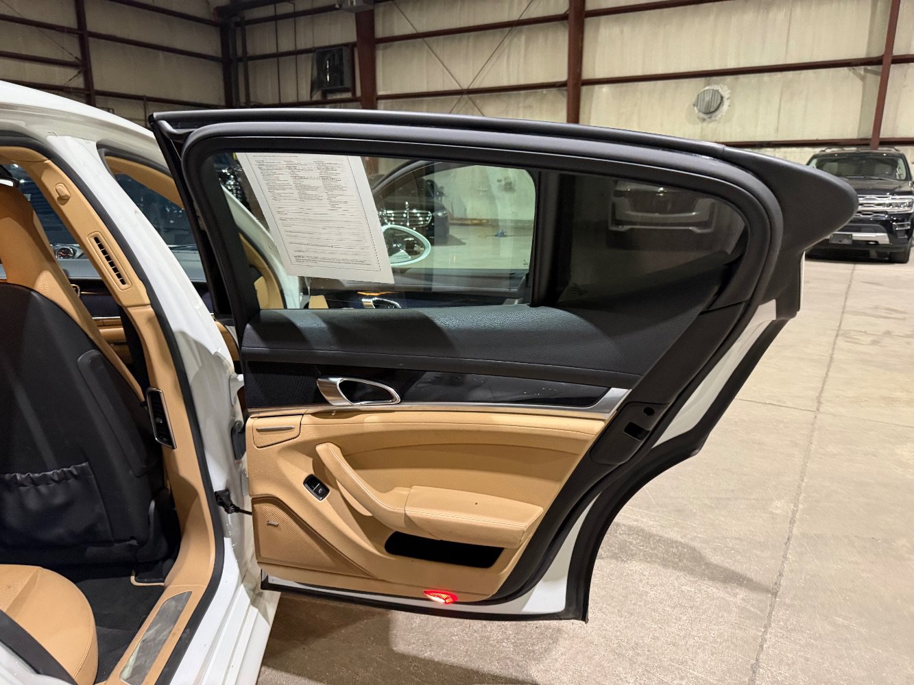 Used 2013 Porsche Panamera 4 image 20