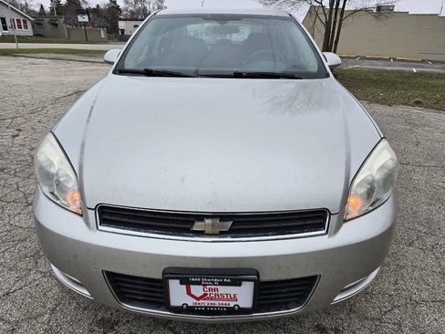 Used 2008 Chevrolet Impala LT FWD image 2