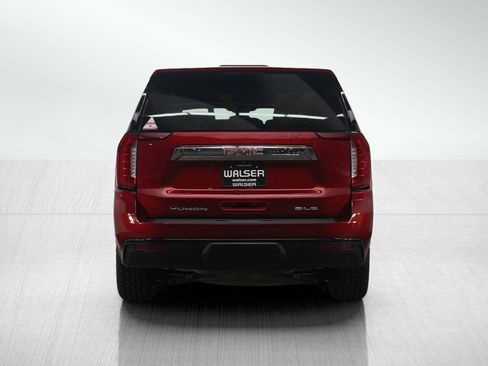 Used 2023 GMC Yukon SLE image 4