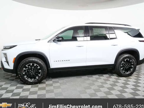 New 2026 Chevrolet Traverse Z71 w/ Driver Confidence Package AWD/4WD image 33
