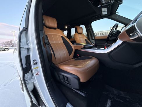 Used 2018 Land Rover Range Rover Sport Supercharged image 25