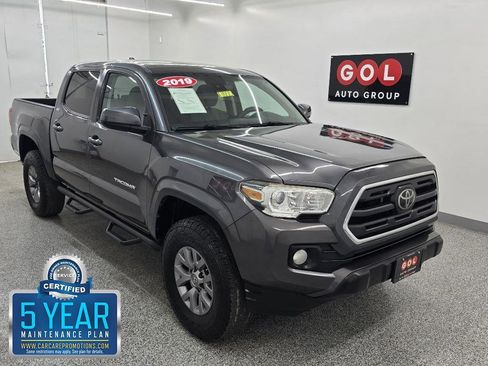 Used 2019 Toyota Tacoma SR5 image 1