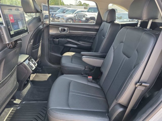 Used 2023 Kia Sorento SX FWD image 8