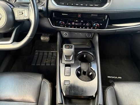 Certified 2023 Nissan Rogue SL w/ SL Premium Package FWD image 15