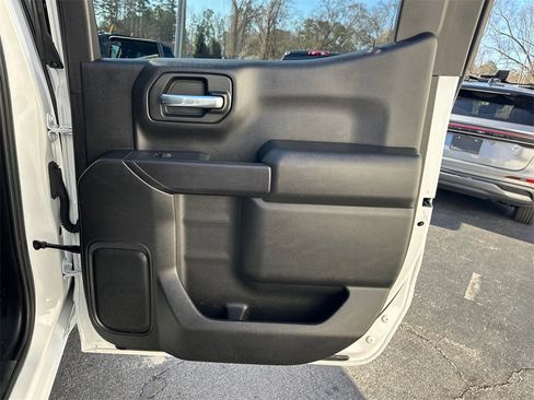 Used 2022 Chevrolet Silverado 1500 W/T w/ WT Value Package image 17