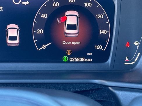 Used 2023 Honda Accord EX image 29