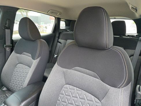 Certified 2026 Nissan Kicks SV image 9