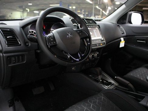 New 2026 Mitsubishi Outlander Sport LE image 5