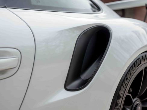 Used 2016 Porsche 911 GT3 RS image 28