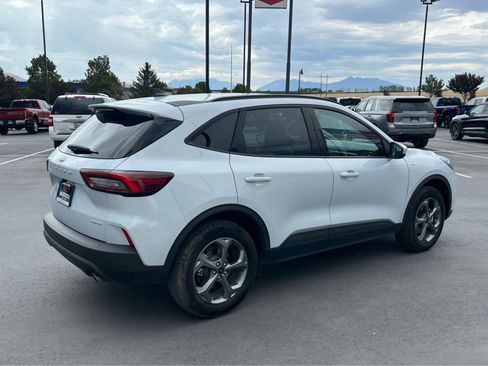 Used 2025 Ford Escape ST-Line Select AWD/4WD image 7