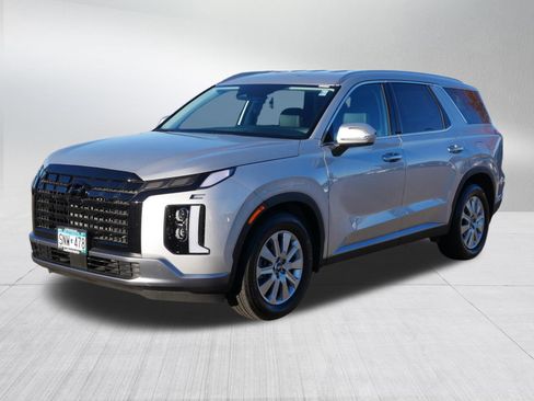 Used 2025 Hyundai Palisade SEL AWD/4WD image 3