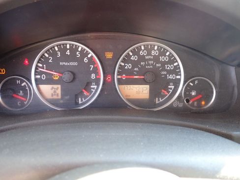 Used 2006 Nissan Pathfinder SE w/ (P01) Se Premium Pkg image 31