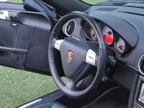 Used 2005 Porsche Boxster S image 42