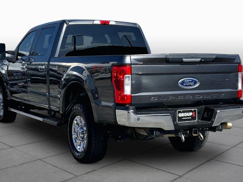 Used 2018 Ford F250 XLT w/ XLT Premium Package AWD/4WD image 12