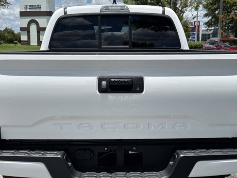 Used 2023 Toyota Tacoma SR AWD/4WD image 10