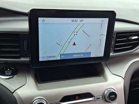 Used 2021 Ford Explorer XLT w/ Equipment Group 202A image 17