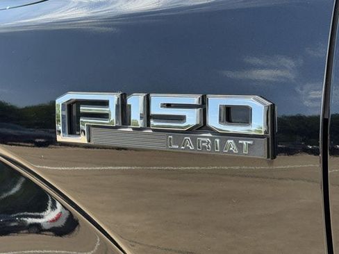 Used 2018 Ford F150 Lariat RWD image 9