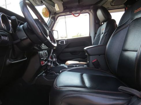 Used 2021 Jeep Gladiator Mojave AWD/4WD image 15